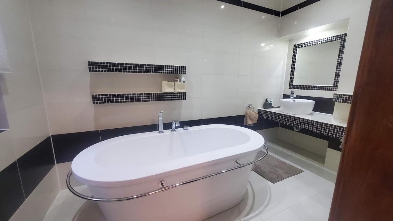 Apartman Julie Loket Εξωτερικό φωτογραφία