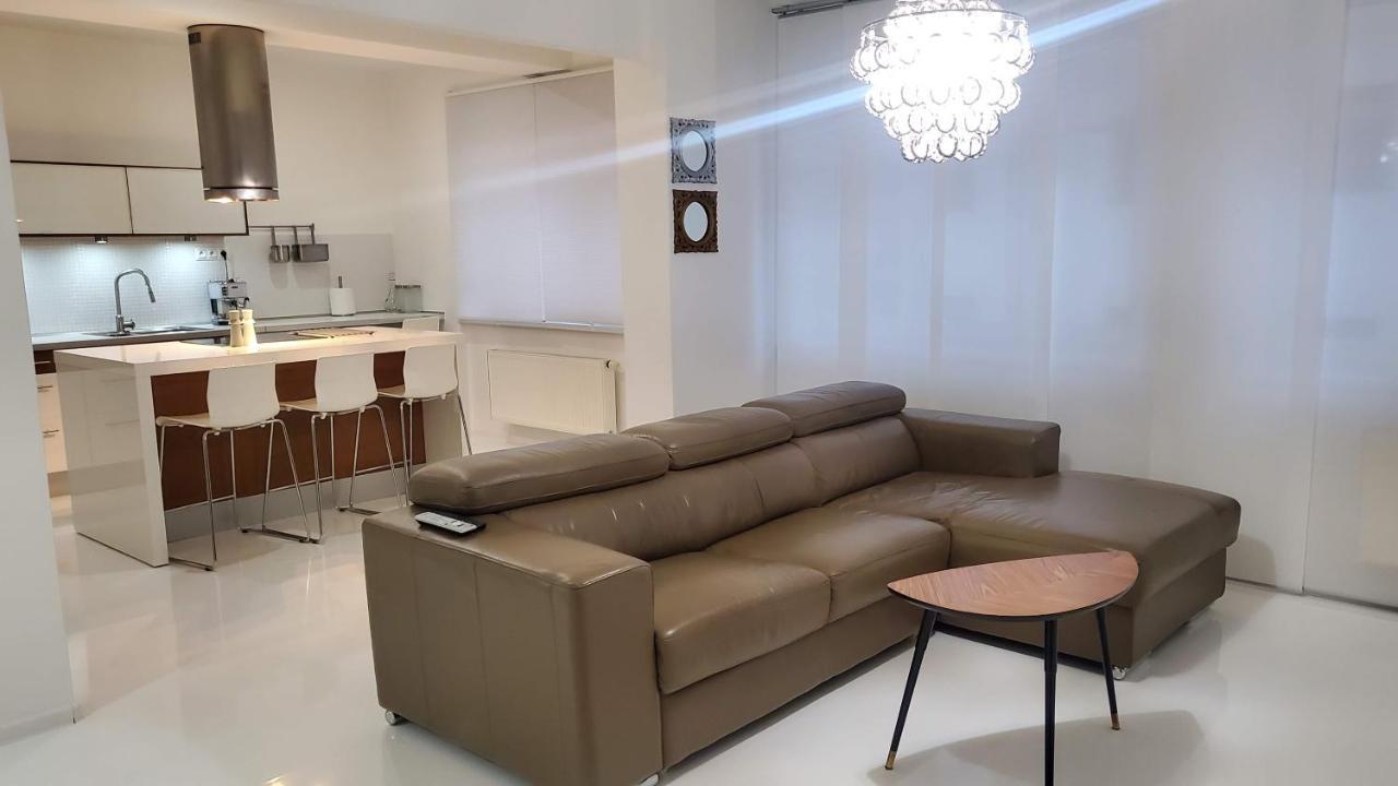 Apartman Julie Loket Εξωτερικό φωτογραφία