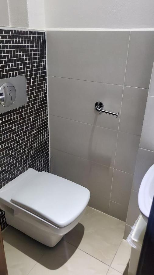 Apartman Julie Loket Εξωτερικό φωτογραφία